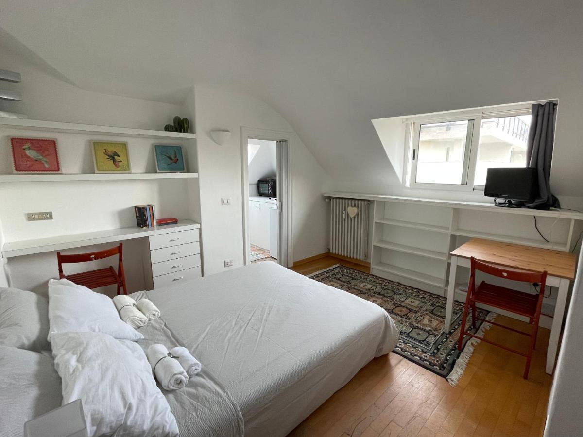 Tortona Tiny Attic Directly Connected To Duomo Lejlighed Milano Eksteriør billede
